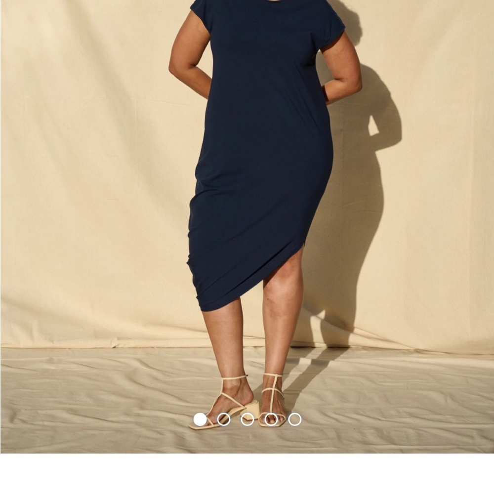 Universal Standard Black Geneva Dress NWT -US size “S”